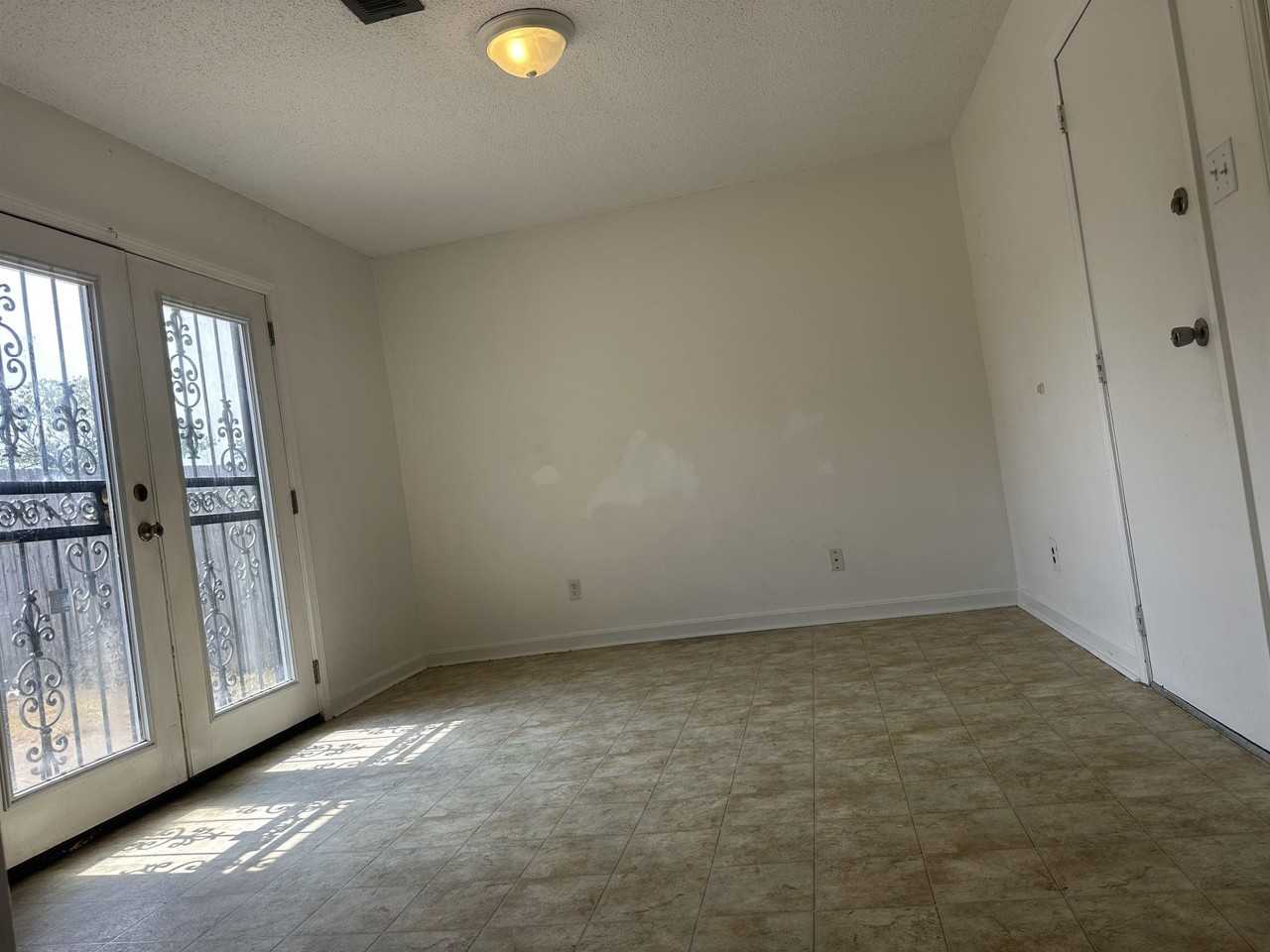 7078 Prather St - Photo 5 of 5