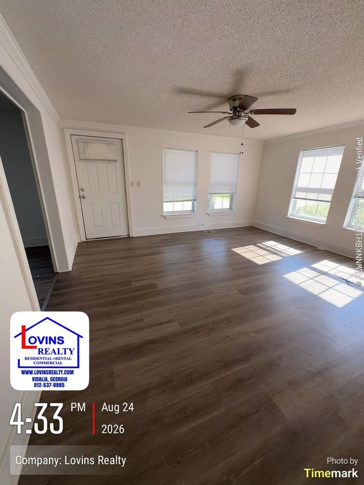 109 E Clifton Ave #1 - Photo 4 of 8