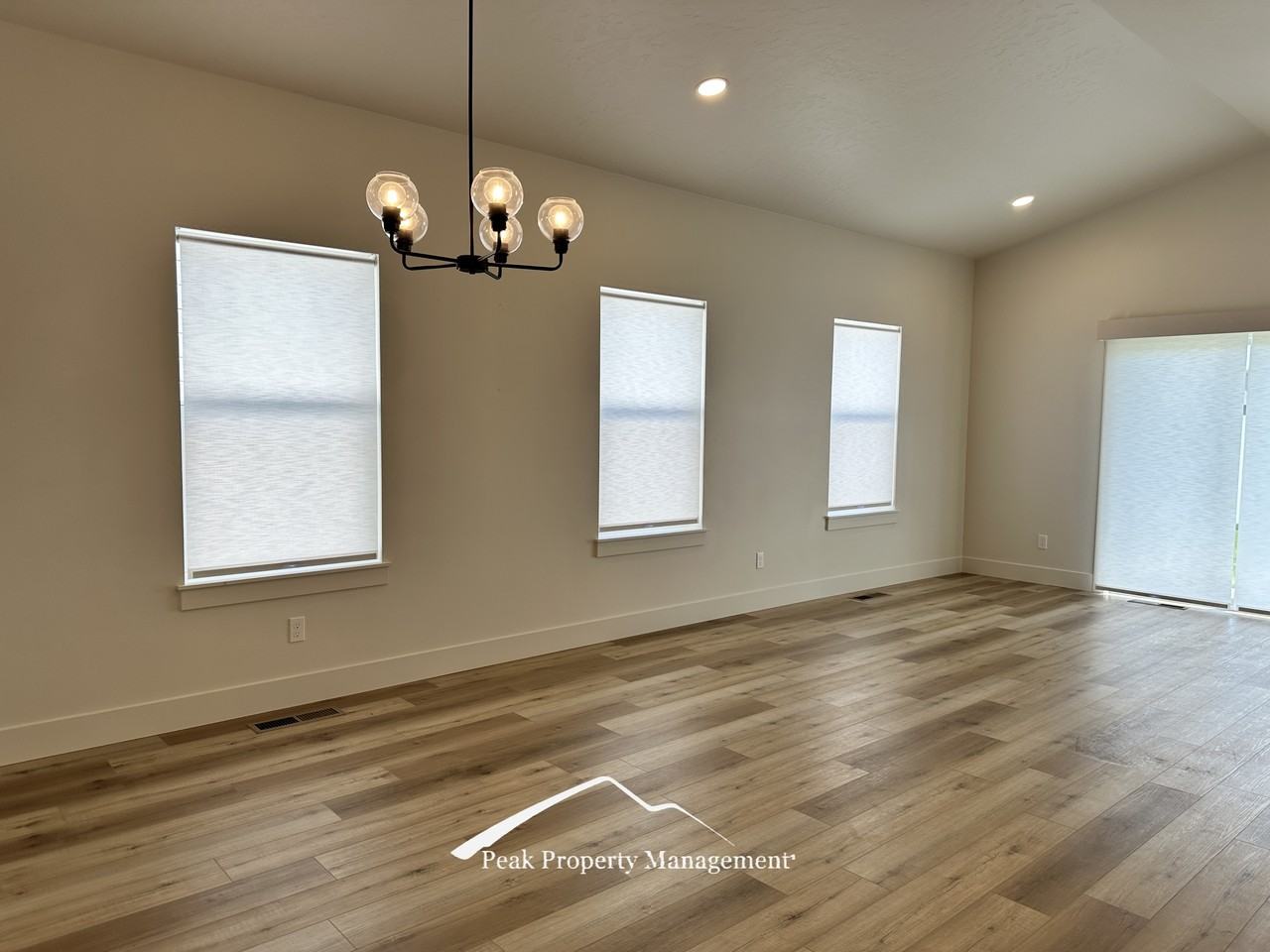 308 N 11th St #1 - Photo 2 of 27