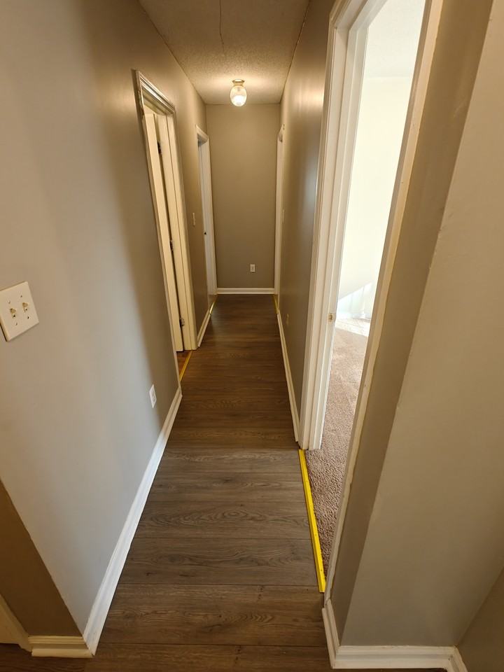 11 Silver Spur Ct #1 - Photo 7 of 23