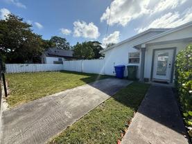 100 Nw 45th St #1 - Photo 1 of 1