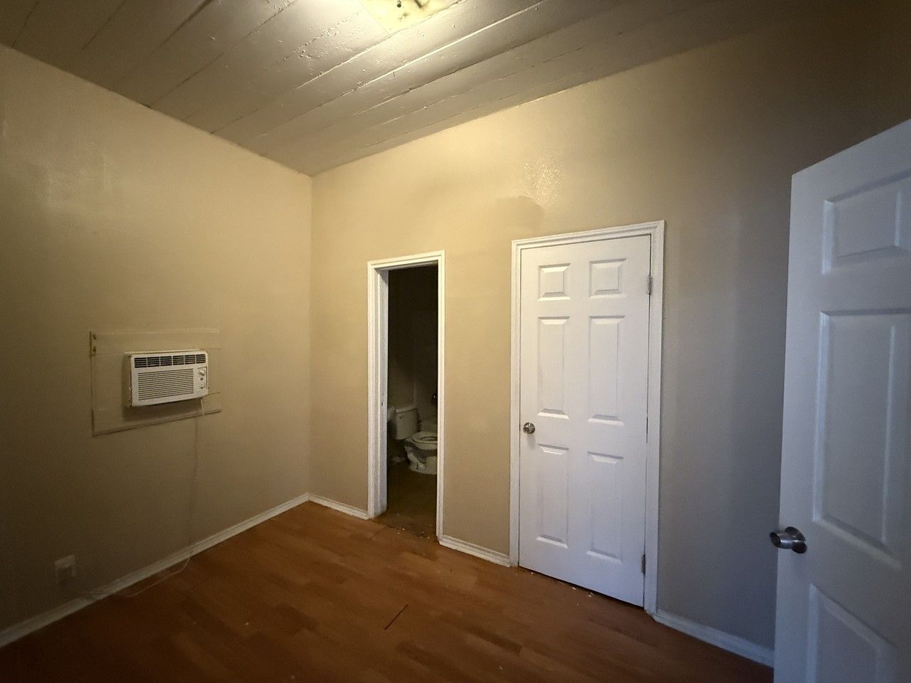 413 N Hackberry St #1 - Photo 6 of 10
