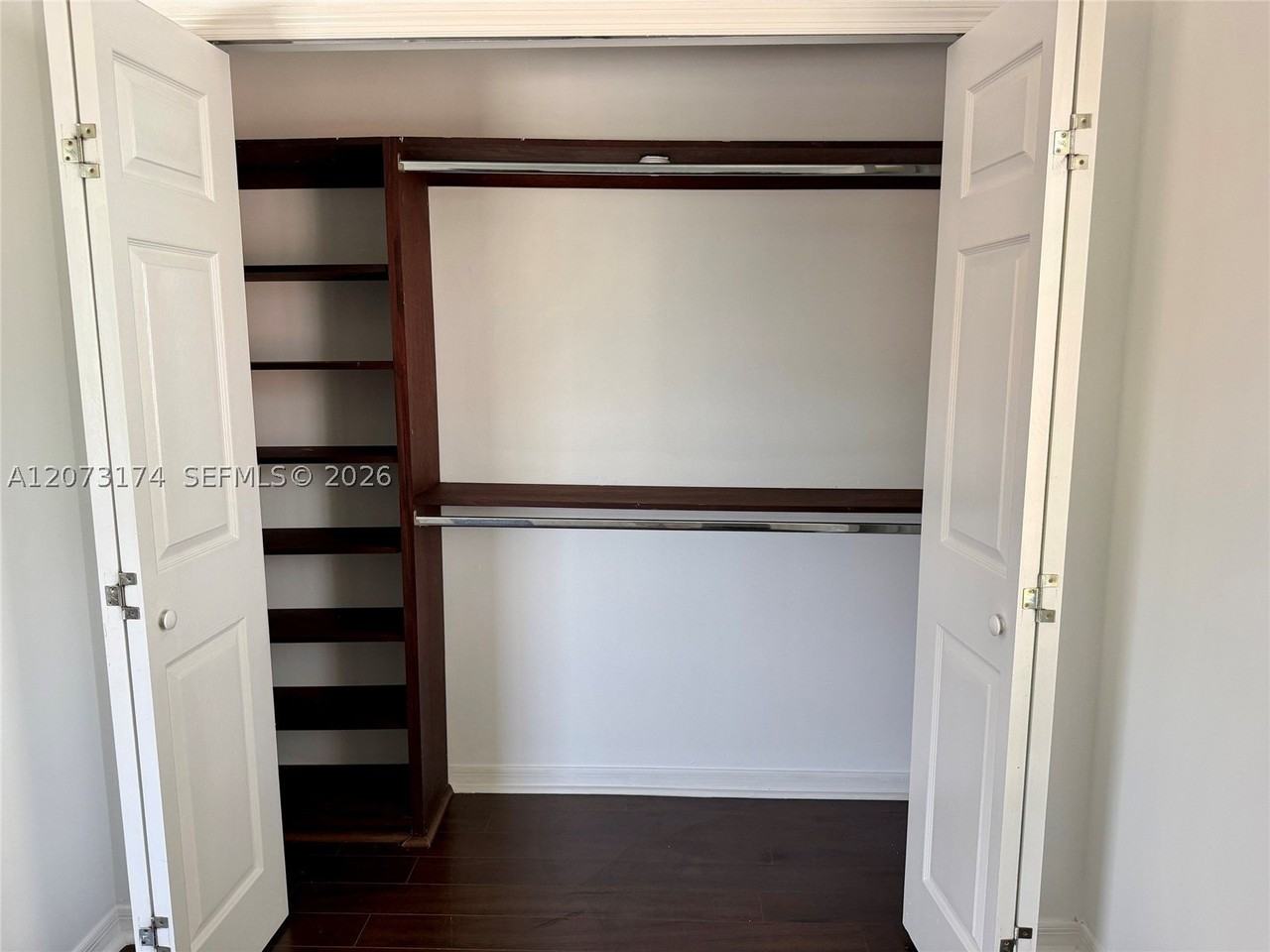 37 Majorca Ave #402 - Photo 7 of 9