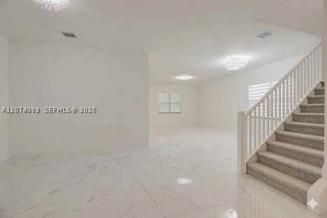 17552 Sw 46th St #1 - Photo 4 of 43