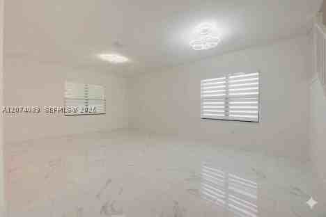 17552 Sw 46th St #1 - Photo 5 of 43