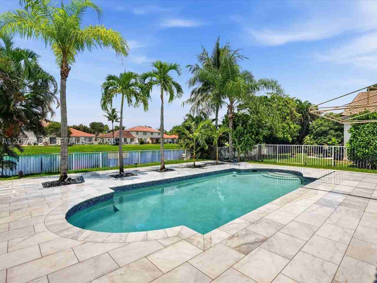 1800 Nw 78th Ave - Photo 3 of 50