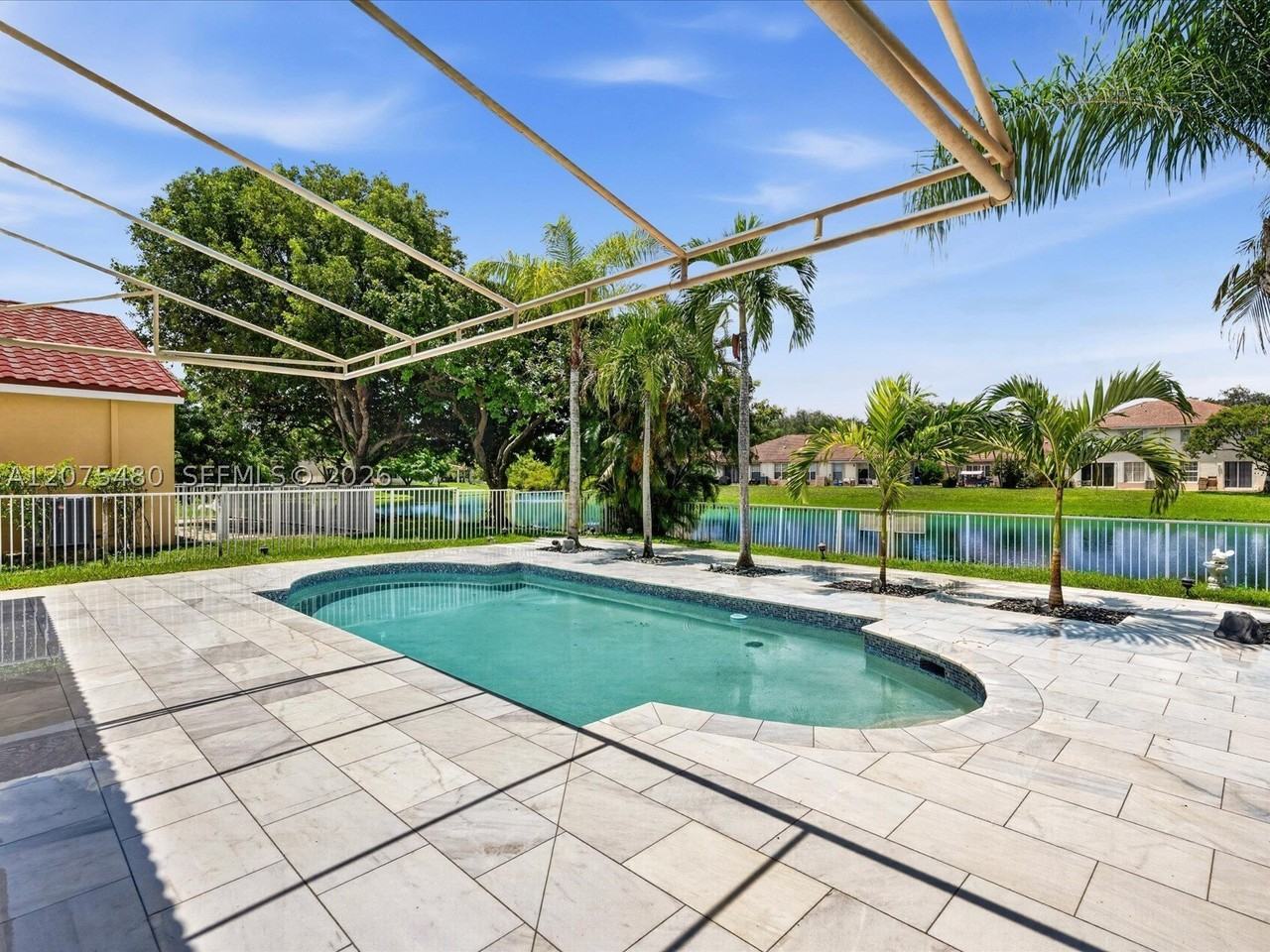 1800 Nw 78th Ave - Photo 5 of 50
