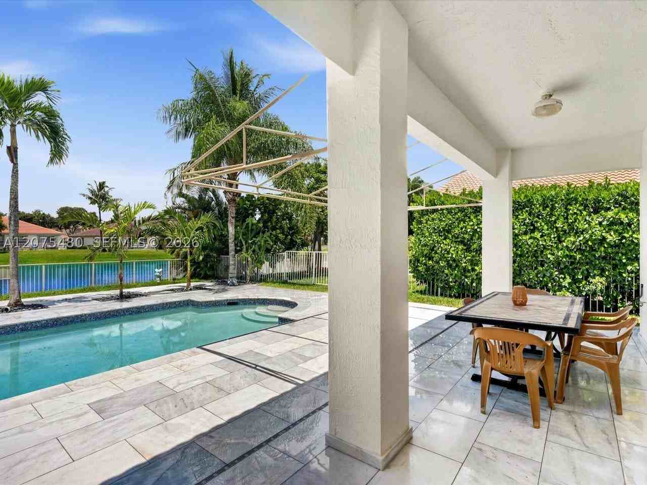 1800 Nw 78th Ave - Photo 7 of 50