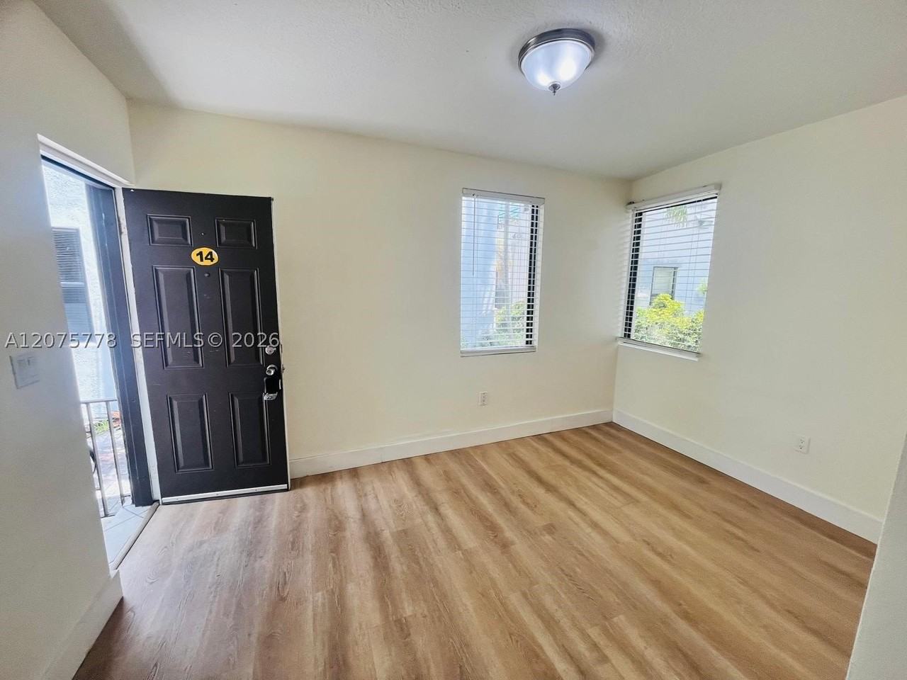 2000 Monroe St #14 - Photo 6 of 19