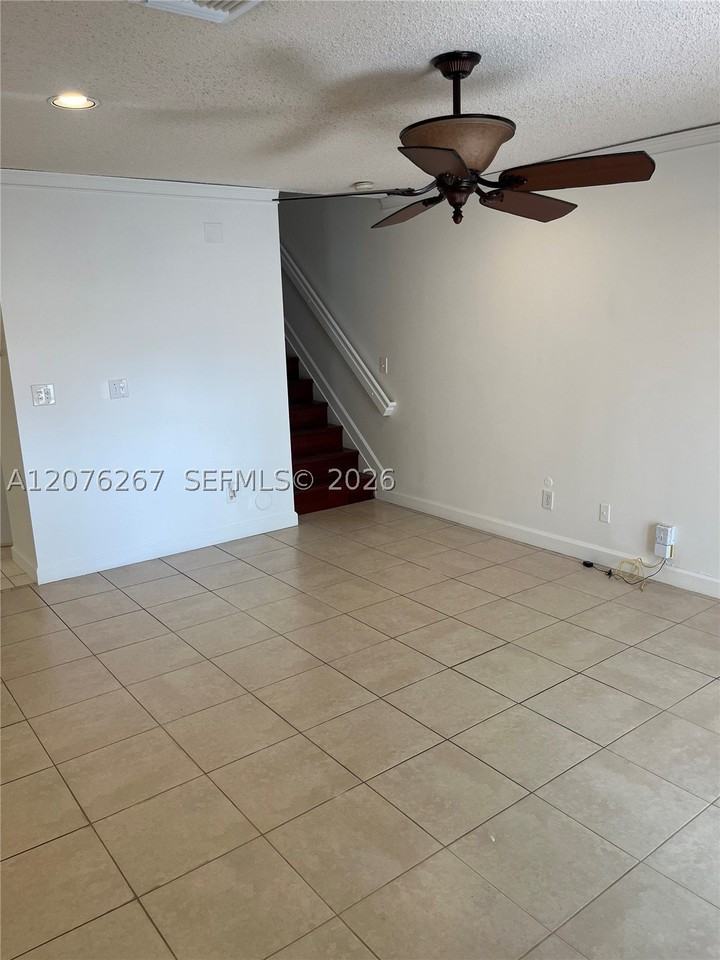 12510 Sw 53rd St - Photo 2 of 19