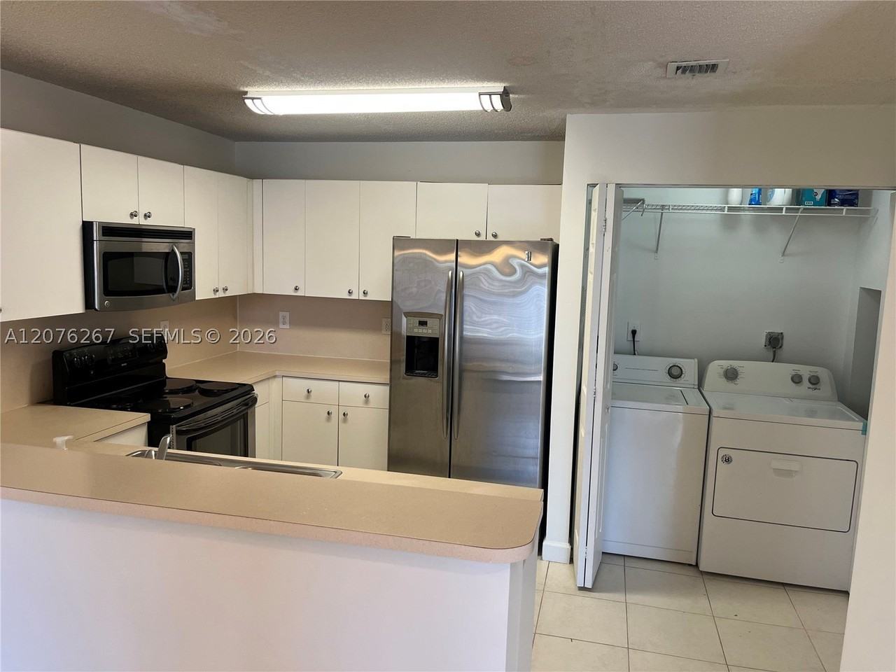 12510 Sw 53rd St - Photo 5 of 19