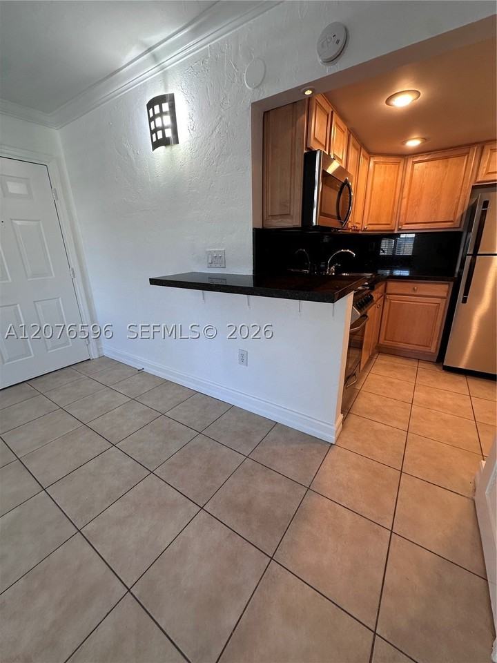 8615 Sw 68th Ct #22 - Photo 4 of 13