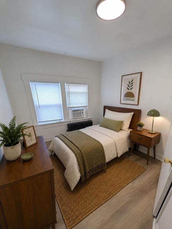 100 S College Ave - Photo 4 of 6