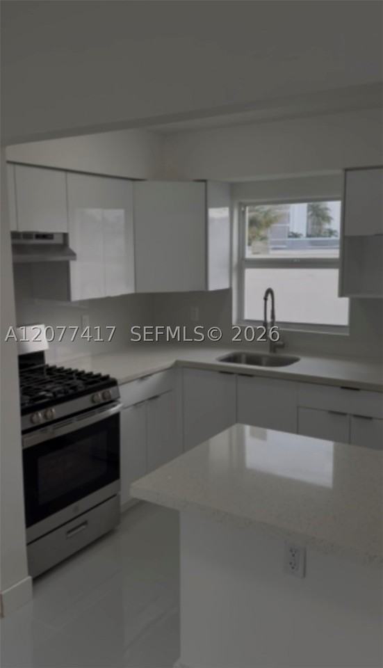 1943 71st St #1 - Photo 3 of 10
