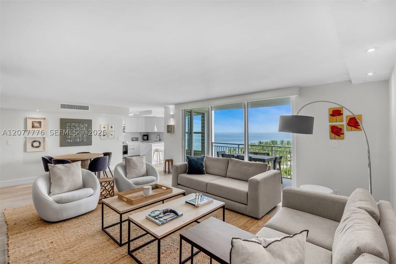607 Ocean Dr #10K - Photo 3 of 40