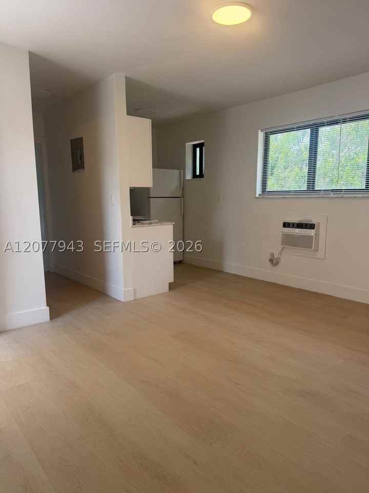 7535 Ne 2nd Ct #6