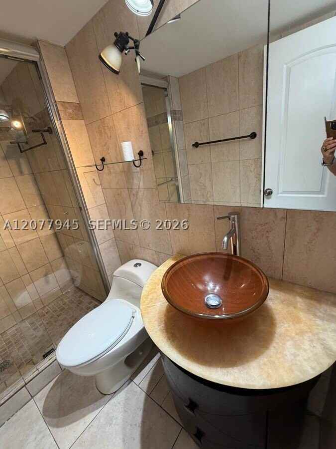 2851 Ne 183rd St #1507E - Photo 4 of 11