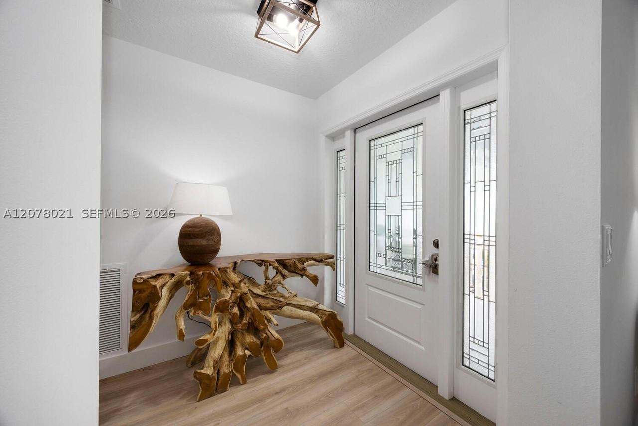17107 84th Ct N - Photo 6 of 50