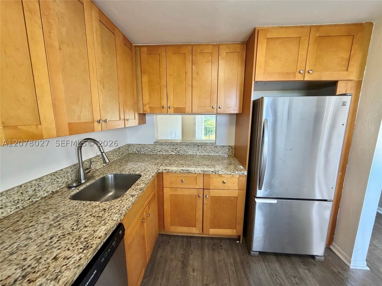 4700 Washington St #507 - Photo 2 of 25