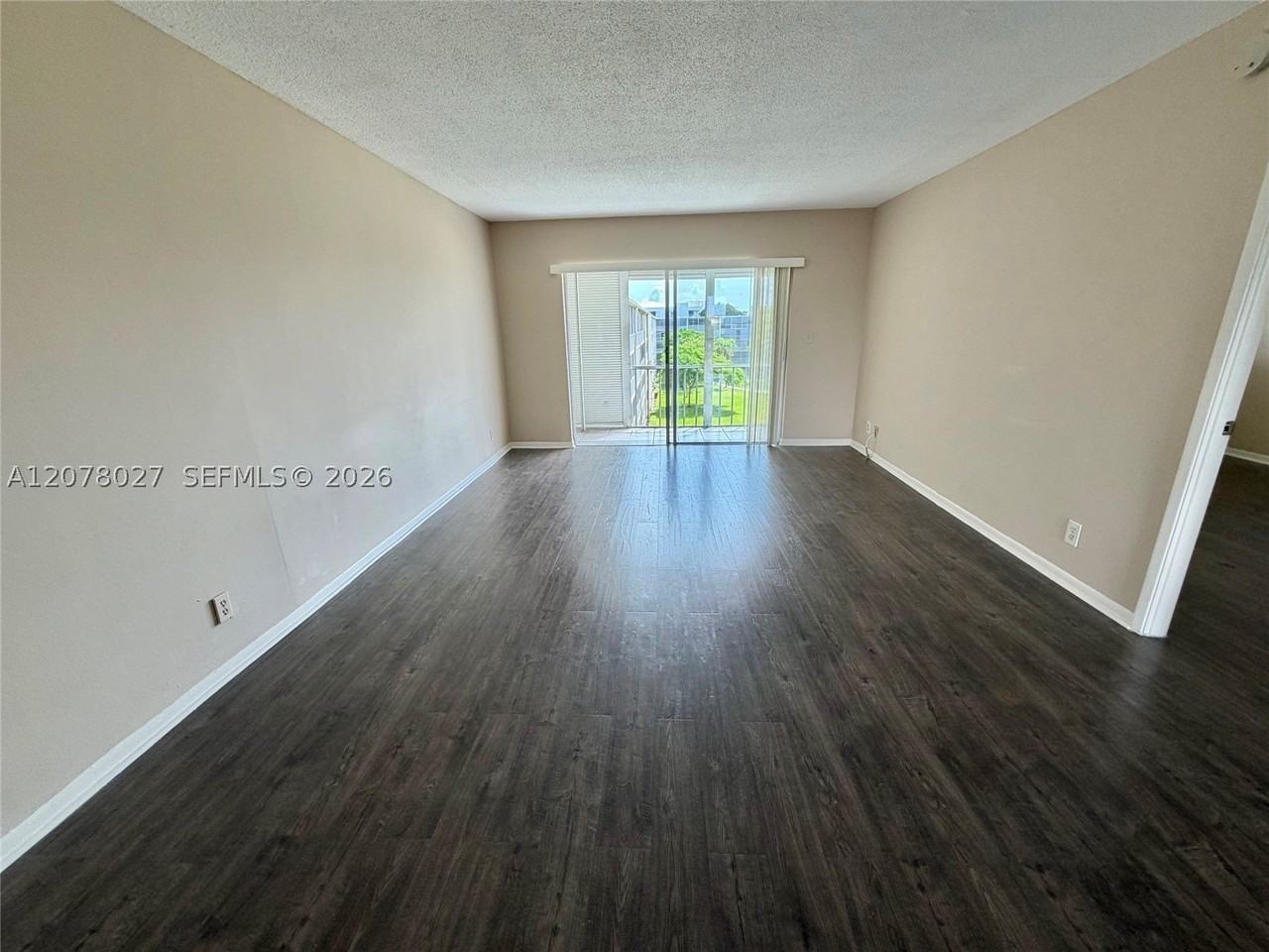 4700 Washington St #507 - Photo 7 of 25