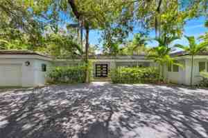 featured image of 3709 Alhambra Ct