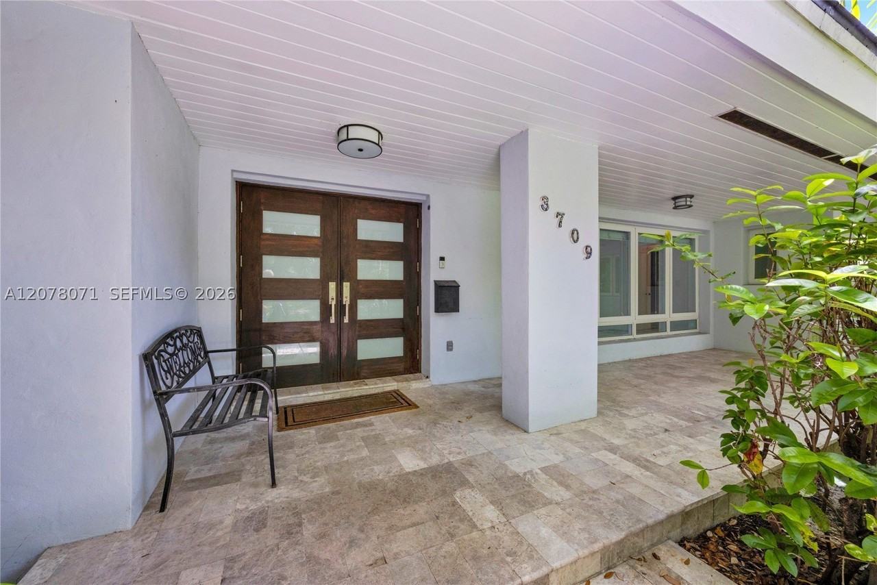 3709 Alhambra Ct - Photo 5 of 50