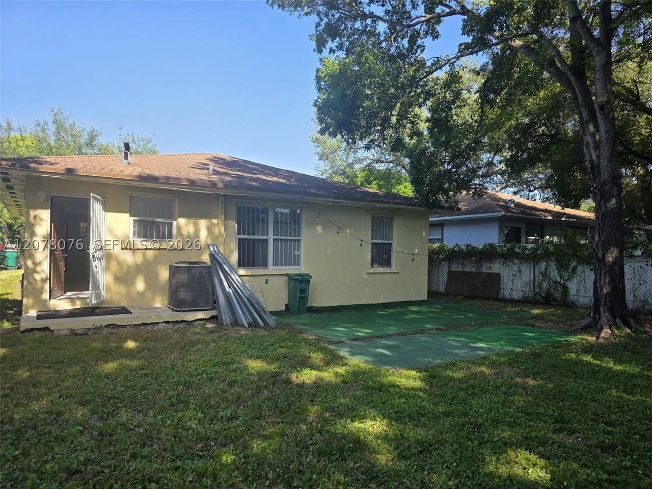 7737 Nw 9th Ave #7737 - Photo 2 of 19