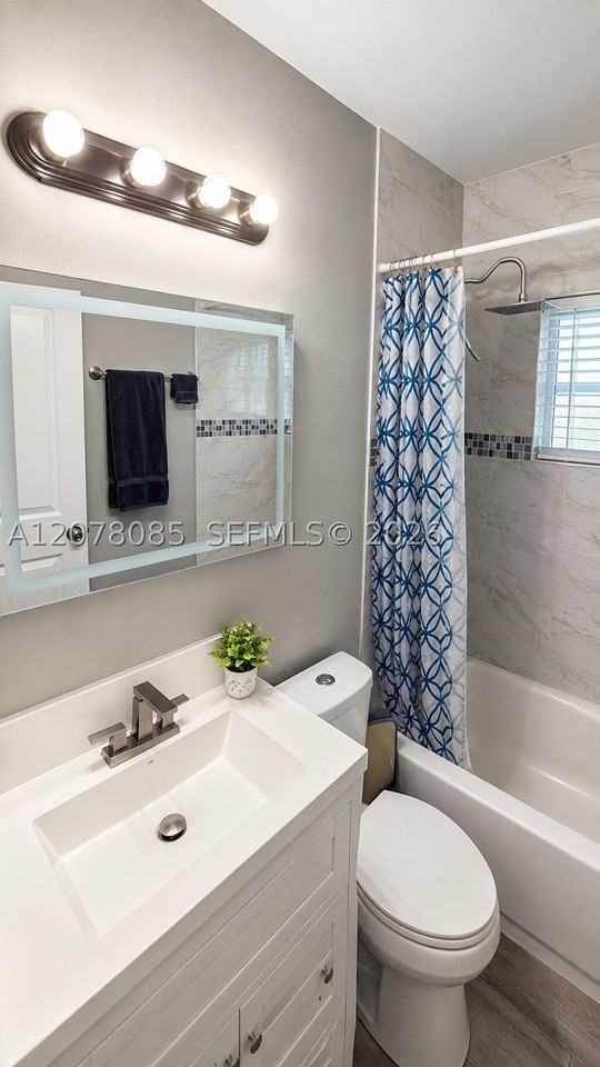 4017 Sw 20th St - Photo 6 of 9