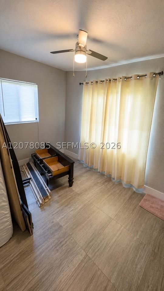 4017 Sw 20th St - Photo 7 of 9