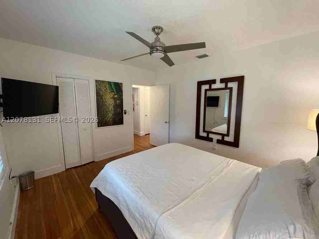 1545 Ne 138th St - Photo 7 of 27