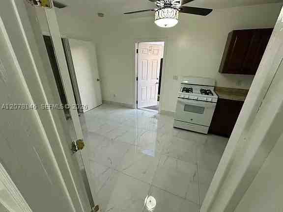 19331 Sw 116th Ave #19331 - Photo 2 of 7