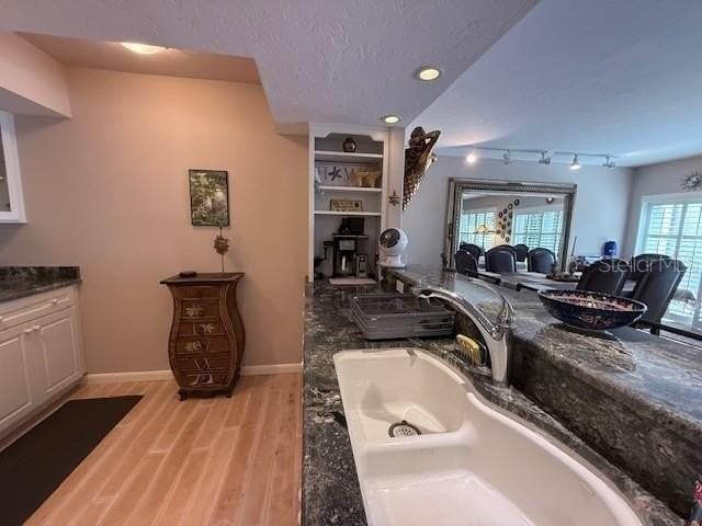 3806 Gulf Of Mexico Dr #C108 - Photo 7 of 39