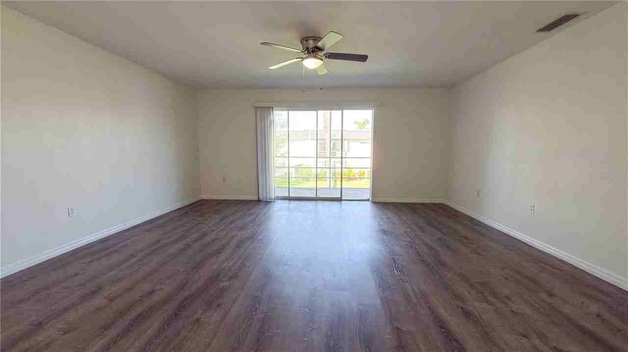 3500 Beneva Rd #306 - Photo 6 of 18