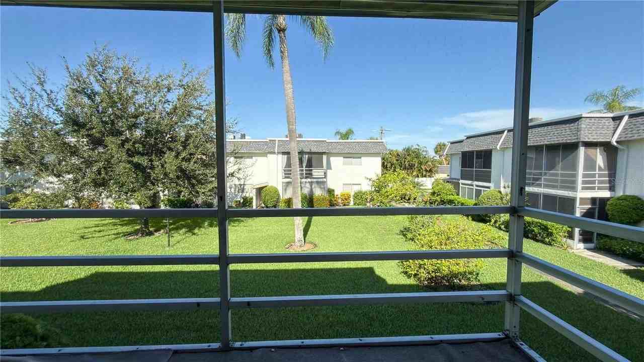 3500 Beneva Rd #306 - Photo 7 of 18