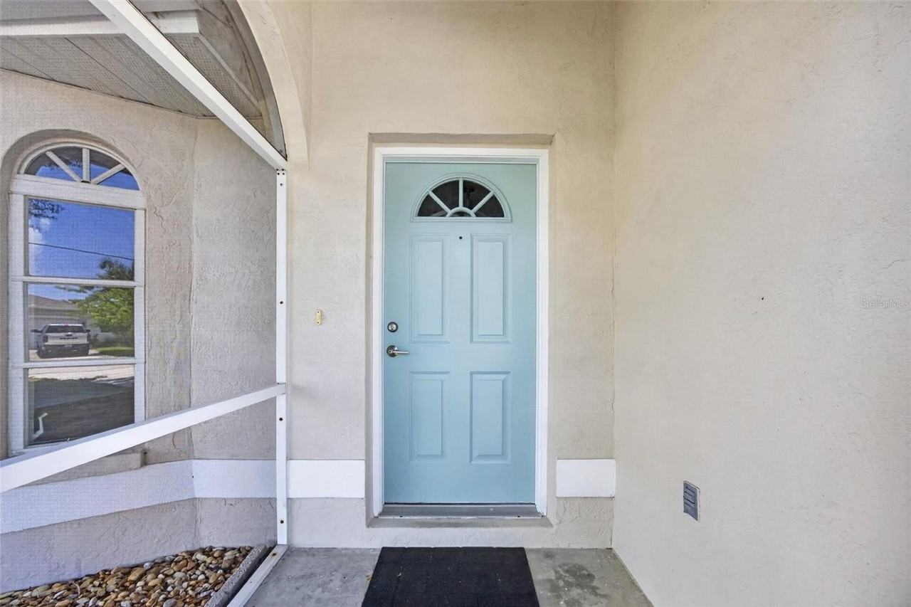 7510 Ligustrum - Photo 3 of 22