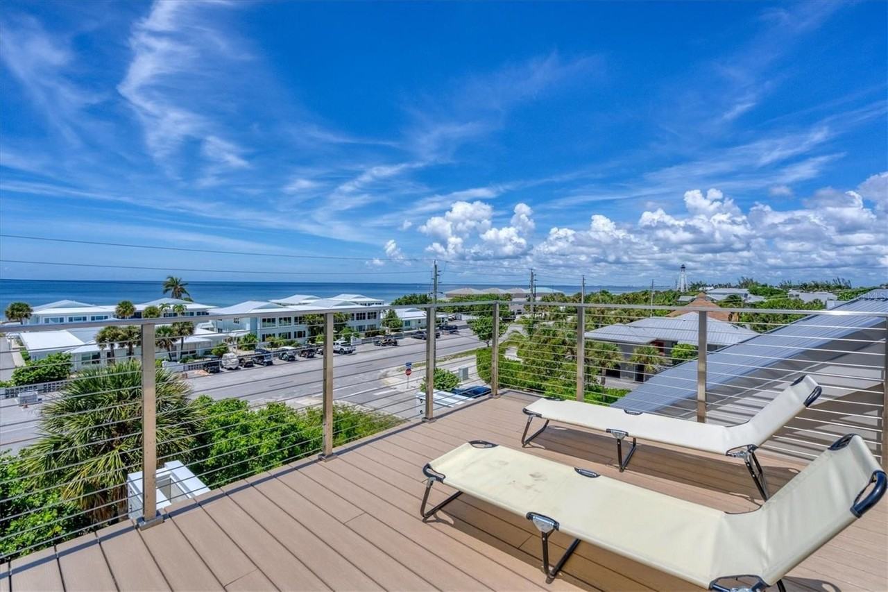 300 Gasparilla St - Photo 2 of 50
