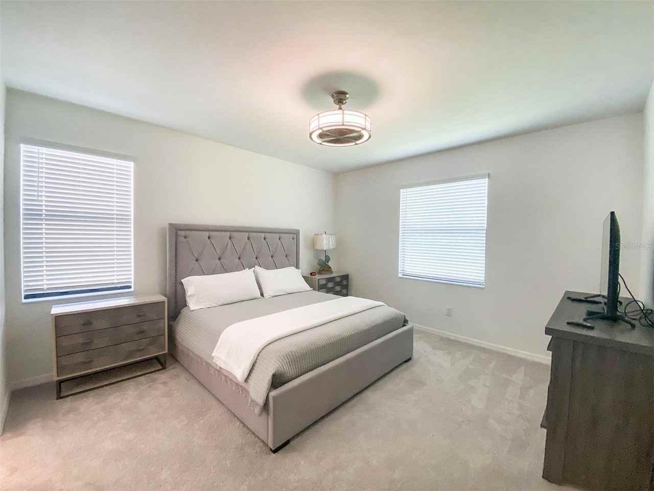 15936 Honey Suckle St - Photo 6 of 43