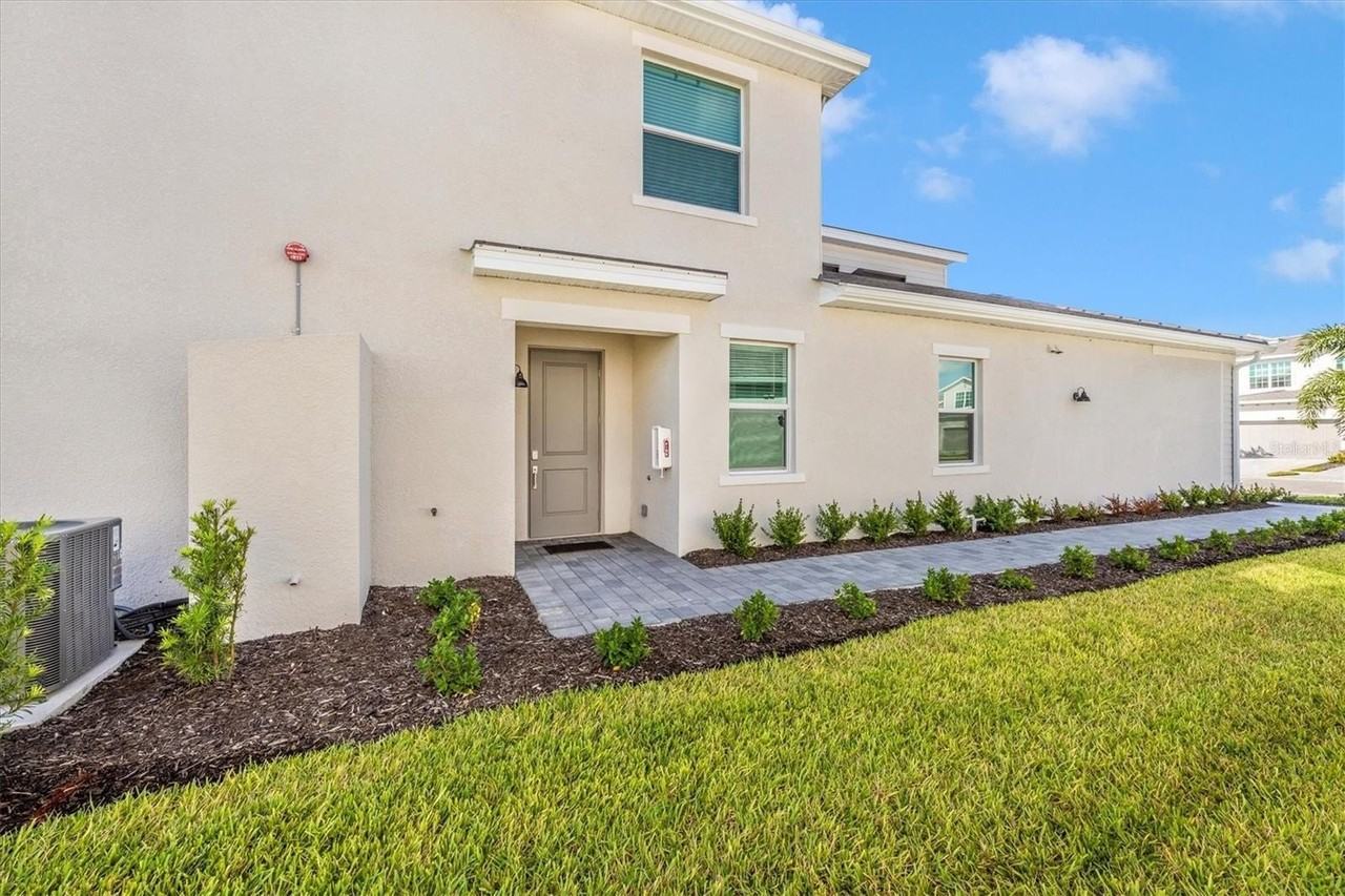 12640 Radiance Ct #101 - Photo 2 of 50
