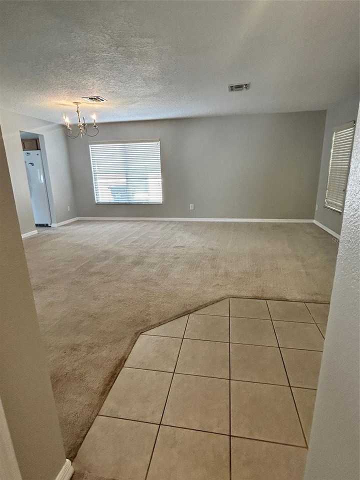 1244 Ocklawaha Dr - Photo 2 of 22