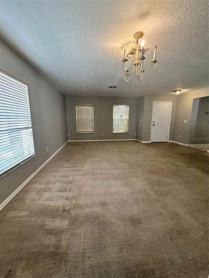 1244 Ocklawaha Dr - Photo 3 of 22