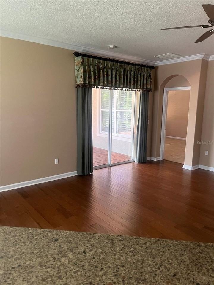 1385 Abbot Way - Photo 6 of 29