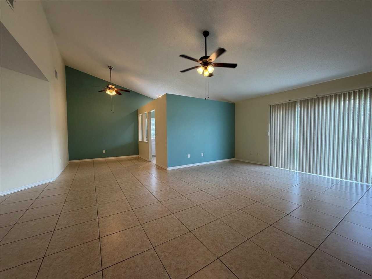 13015 Baltimore Woods Ln - Photo 5 of 14