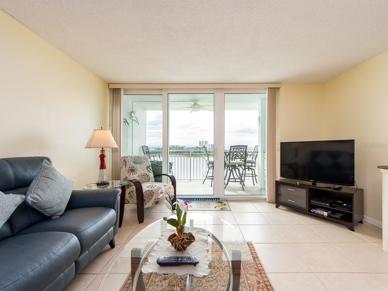 675 S Gulfview Blvd #902 - Photo 5 of 50