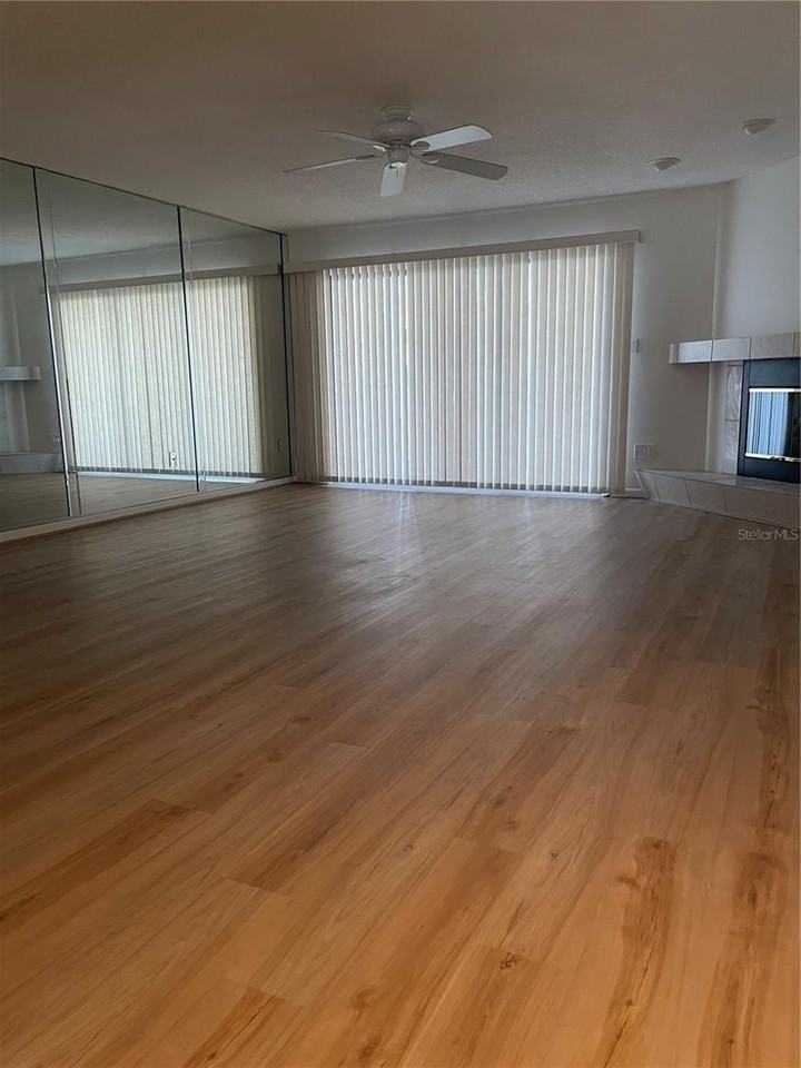 745 Pinellas Bayway S #105 - Photo 3 of 30