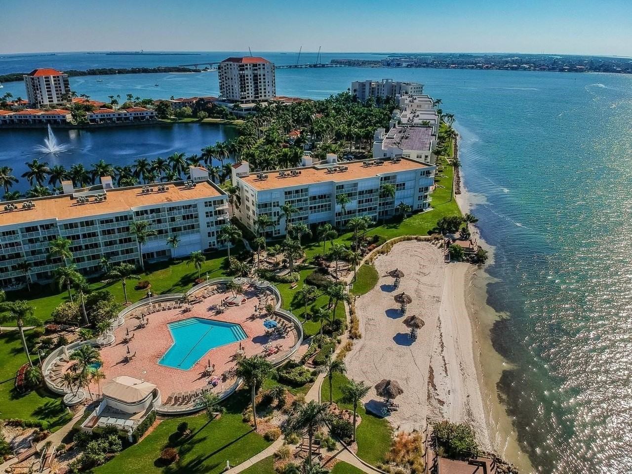 6061 Bahia Del Mar Cir #448