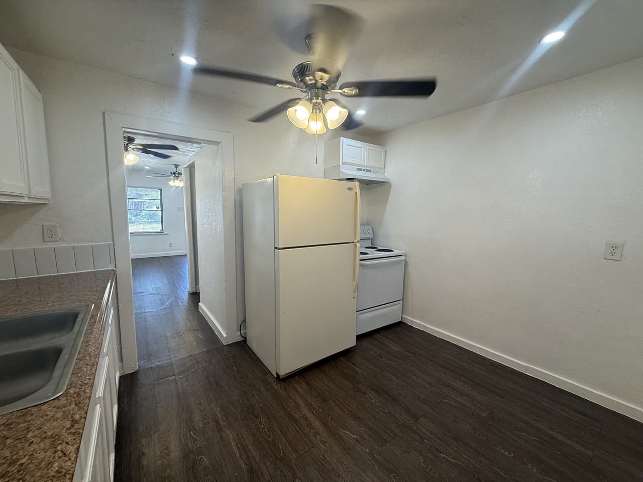 Benita St #246 - Photo 6 of 20