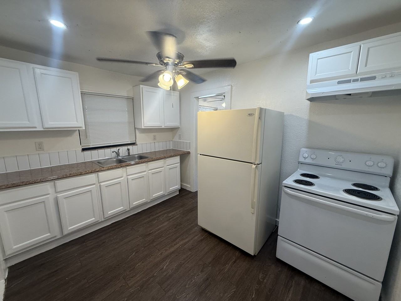 Benita St #246 - Photo 7 of 20