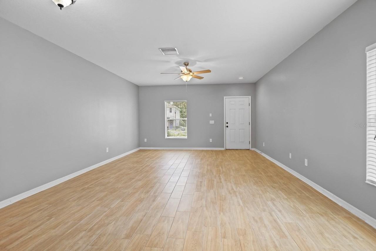 5879 Fishhawk Ridge Dr - Photo 5 of 20