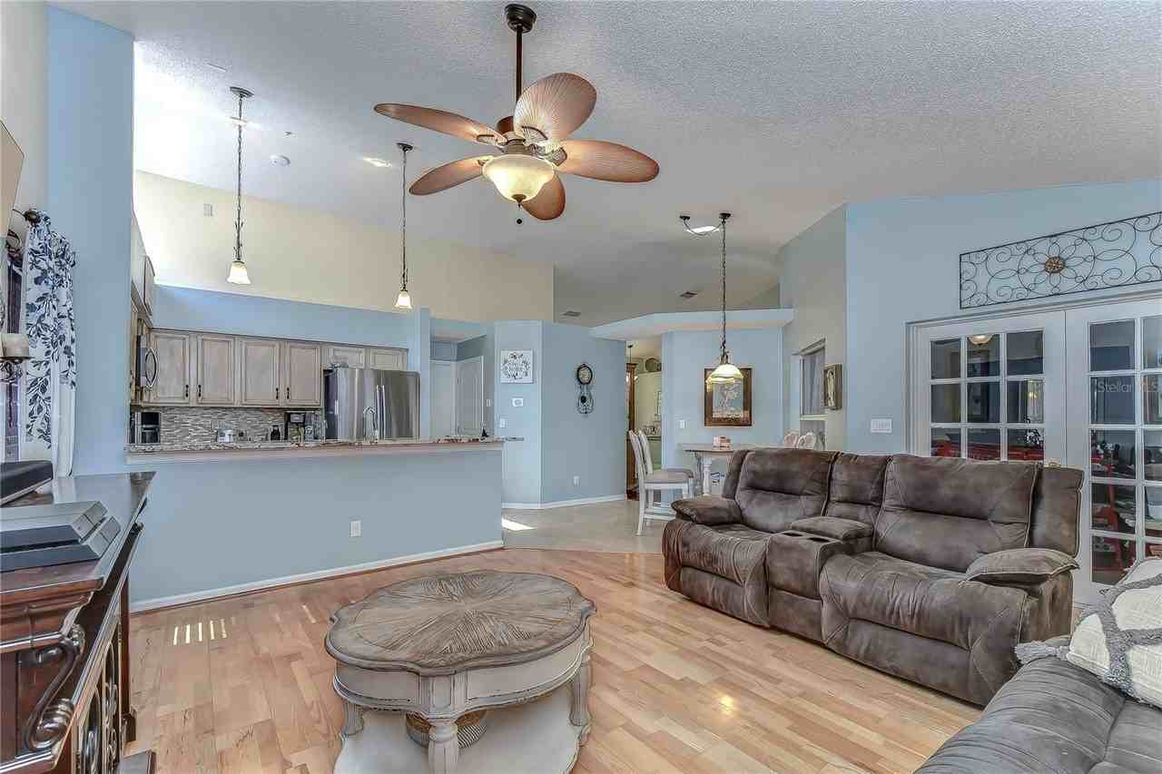 9502 Sunnyoak Dr - Photo 7 of 28