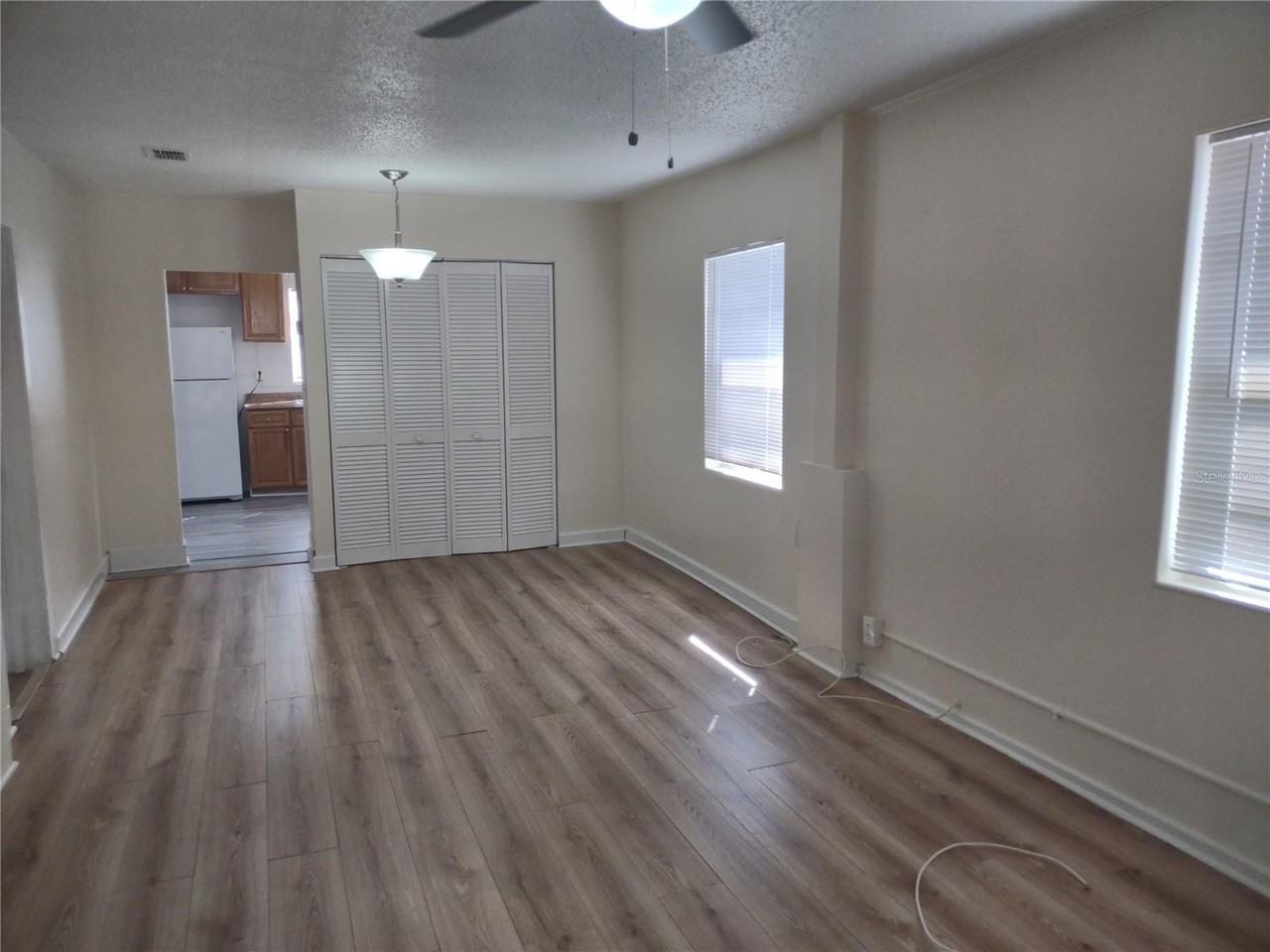 1407 Monroe Ave - Photo 4 of 9